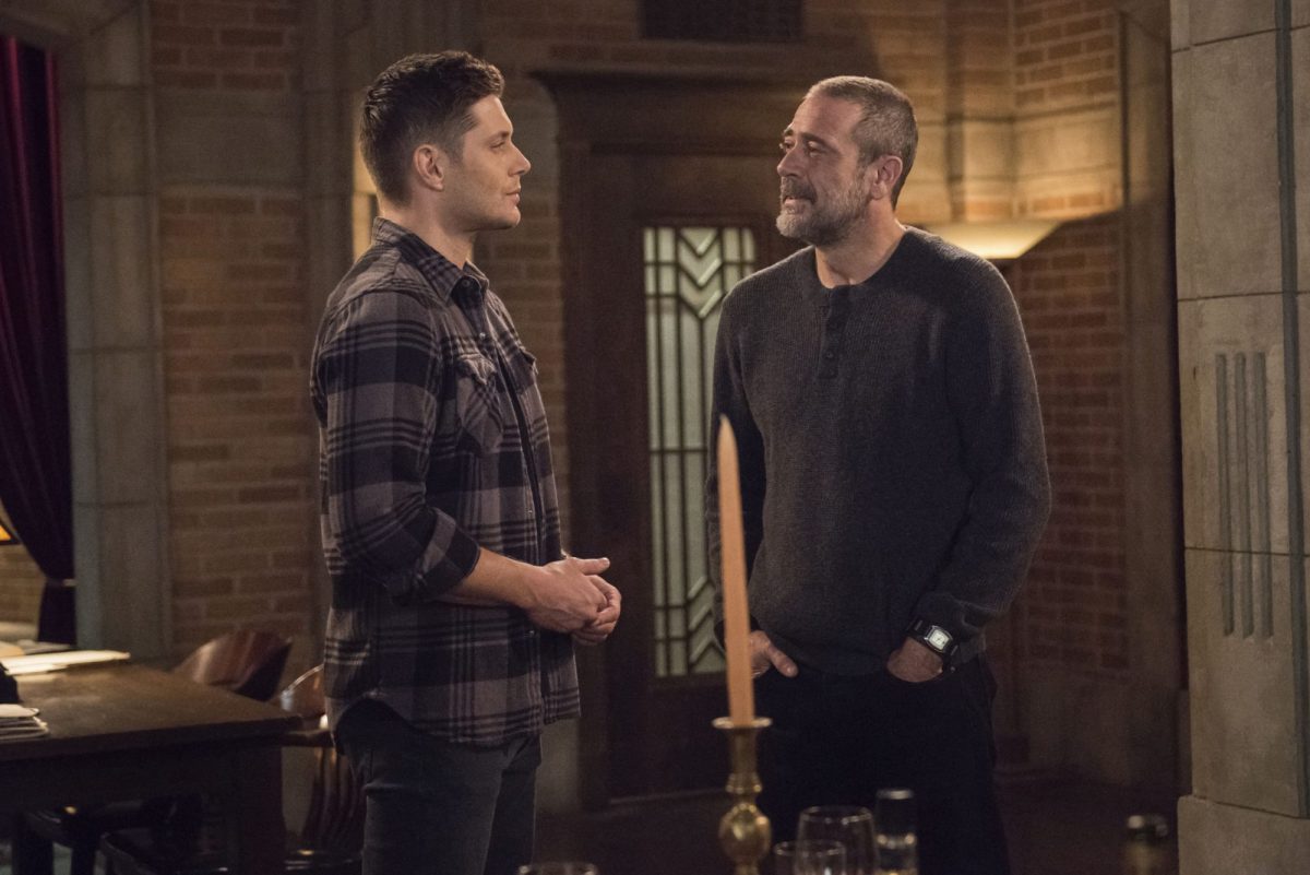 Jeffrey Dean Morgan talking to his son Jensen Ackles in Supernatural