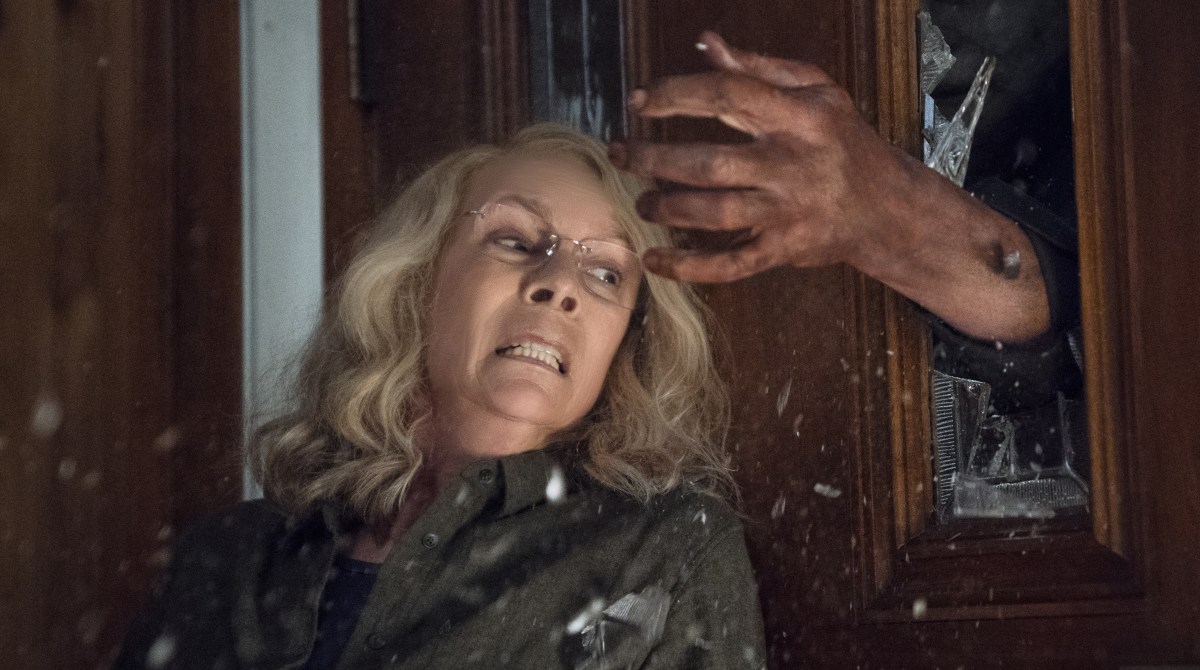 michael breaking through laurie's door in Halloween