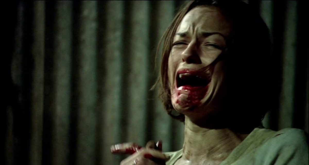 Liz crying in pain in Wolf Creek