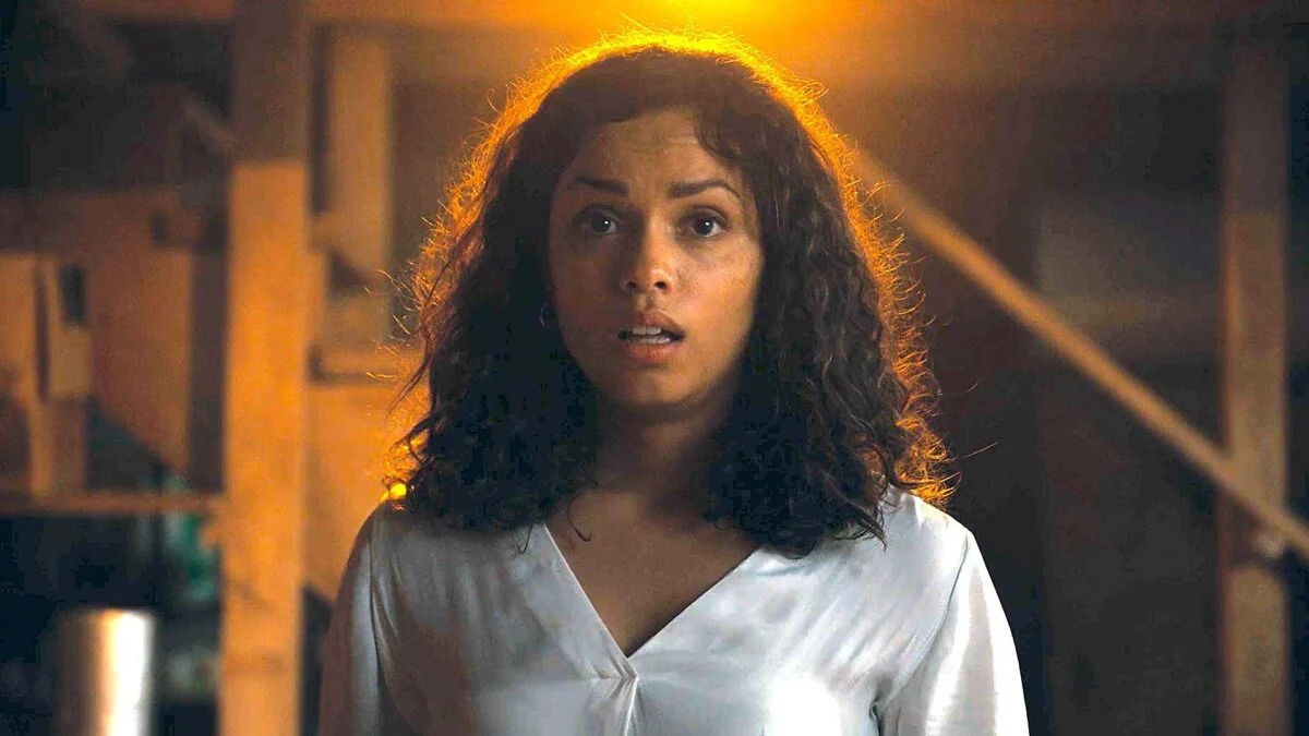 Tess (Georgina Campbell) stands in the basement in Barbarian.