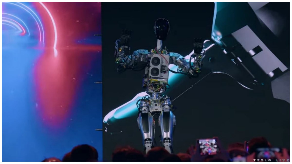 Elon Musk debuted Optimus, a robot at Tesla AI Day.