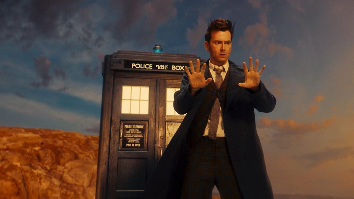 Jodie Whittaker regenerating to David Tennant's Doctor