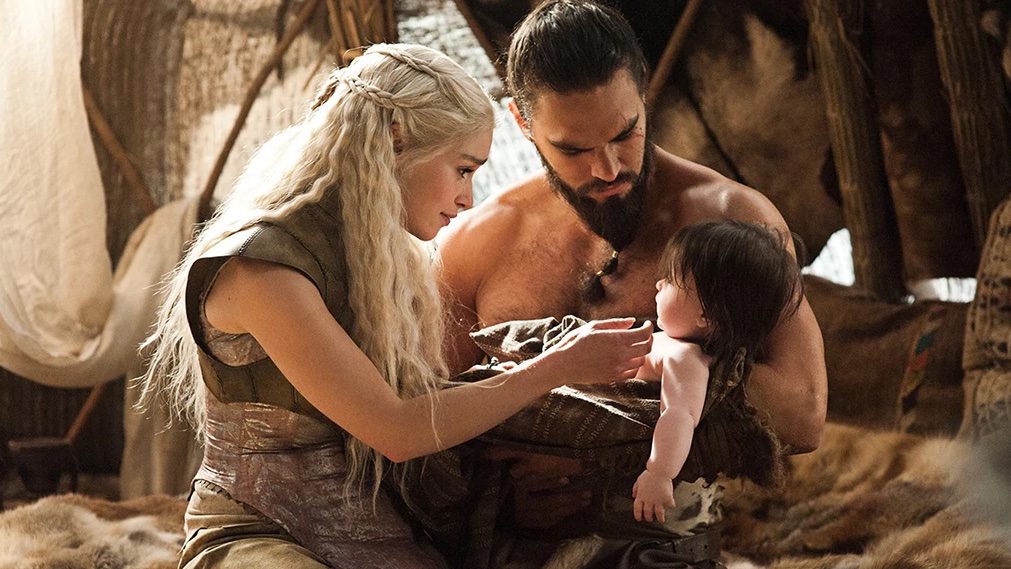 Daenerys meets her deceased husband Drogo and her child Rhaego in her vision in the House of the Undying