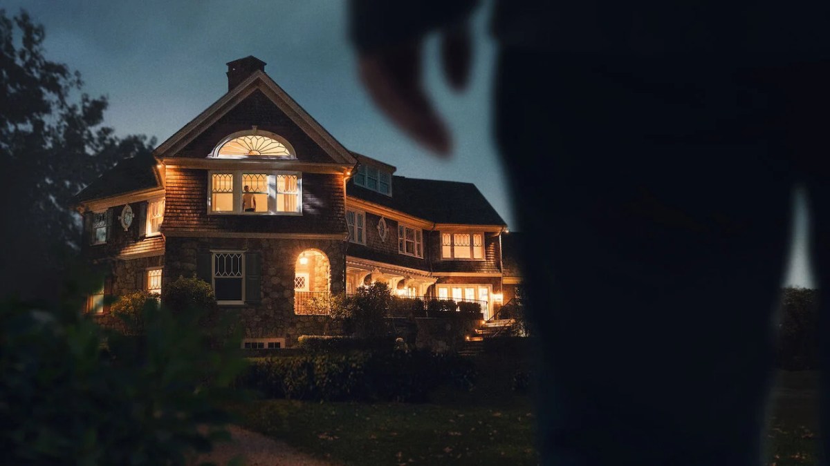 Netflix's The Watcher shows the house on 657 Boulevard