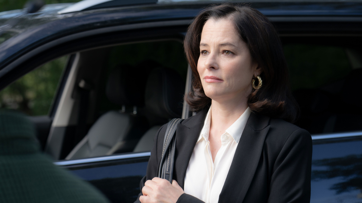 &lsquo;The White Lotus&rsquo;: Parker Posey Among Guests Checking in for Season 3