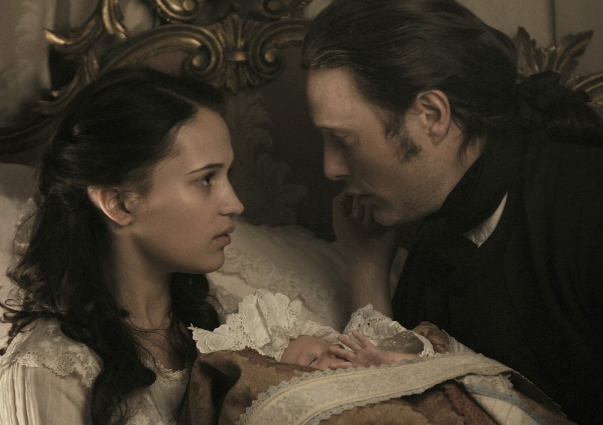 Mads Mikkelsen and Alicia Vikander in A Royal Affair