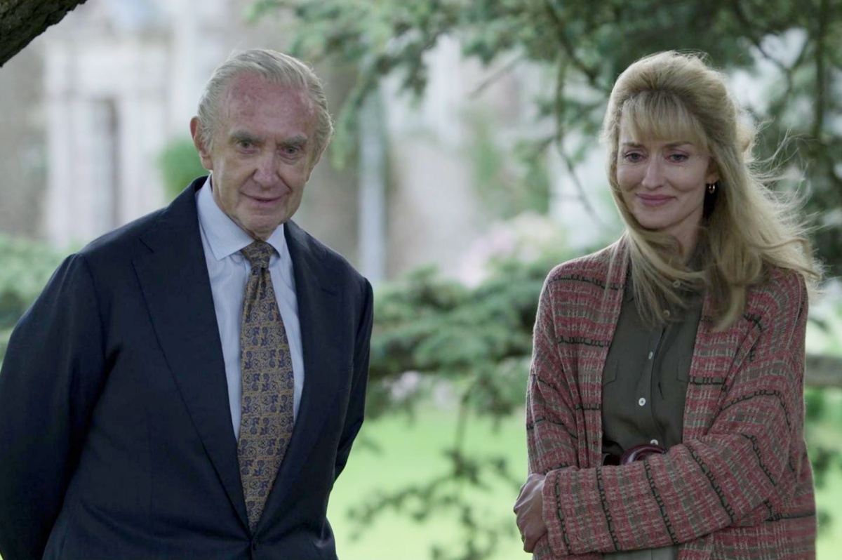 Jonathan Pryce and Natascha McElhone in The System (2022)