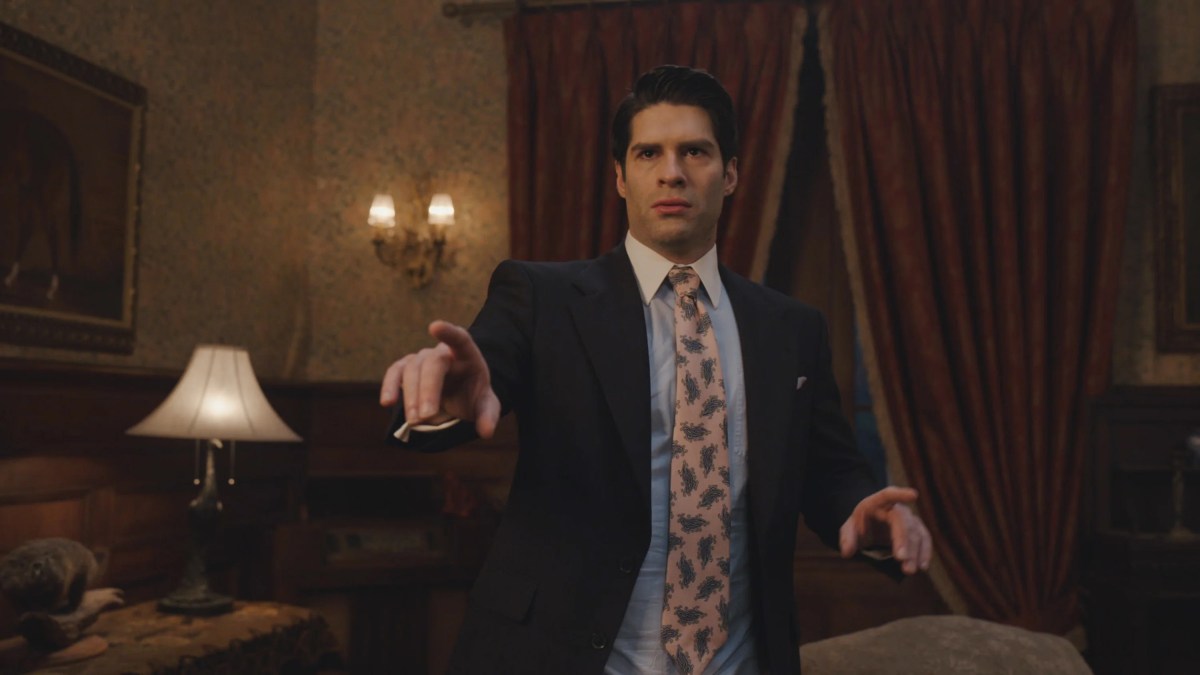 Asher Goodman as Trevor in Ghosts