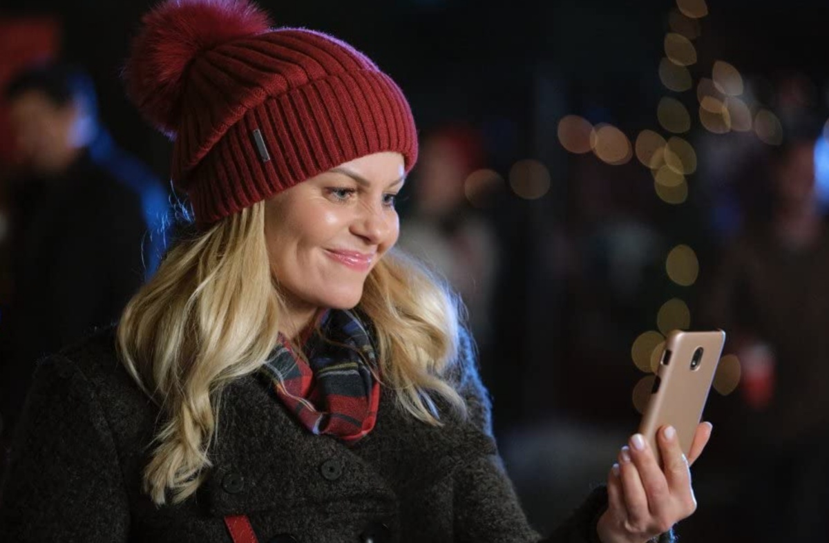 Candace Cameron Bure in If I Only Had Christmas (2020)