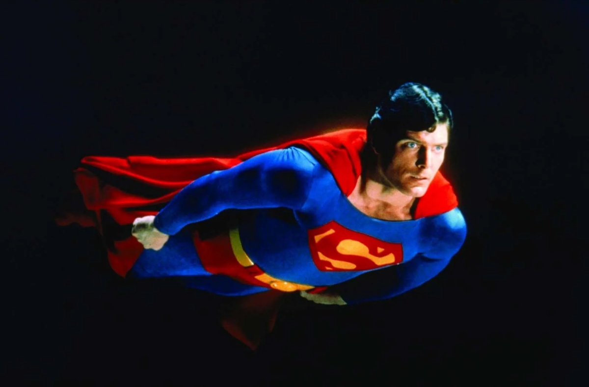 Christopher Reeve still being the only good Superman movie Superman.