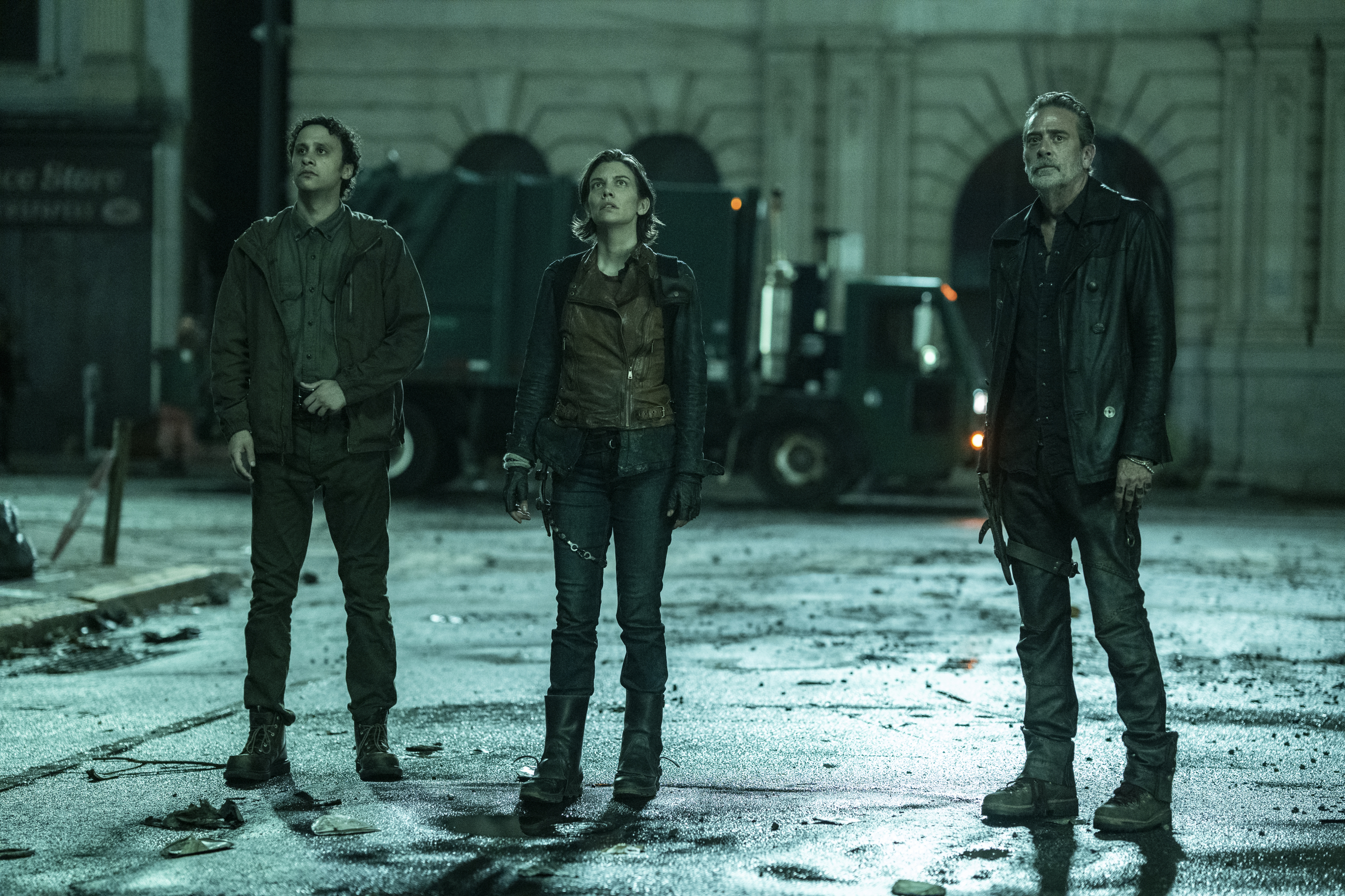 Lauren Cohan as Maggie, Jeffrey Dean Morgan as Negan, & a new character in The Walking Dead: Dead City