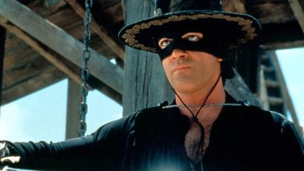 Antonio Banderas as Zorro. Image: TriStar Pictures.