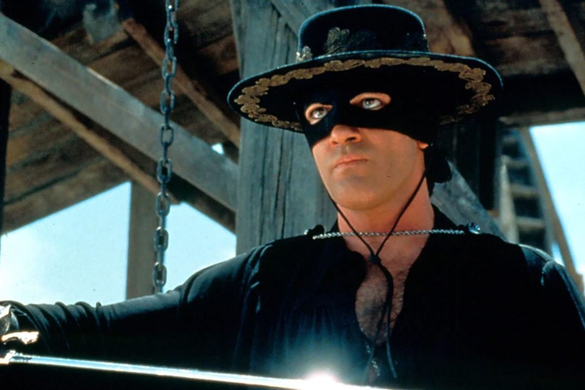Antonio Banderas as Zorro. Image: TriStar Pictures.