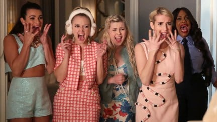 The girls and Denise screaming in Scream Queens season 1