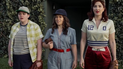 Melanie Field, Abbi Jacobson, and D'Arcy Carden in 'A League of Their Own'