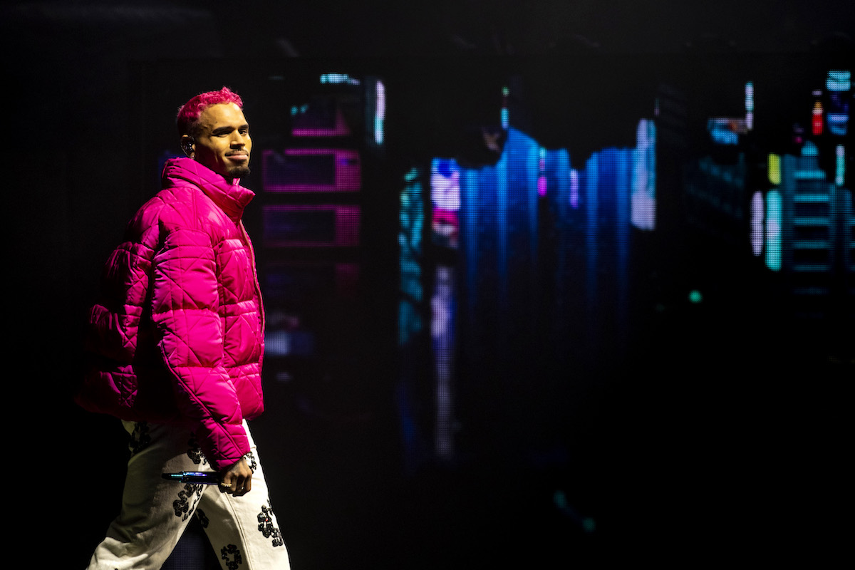 Chris Brown performs on stage during the "Under the Influence" Tour