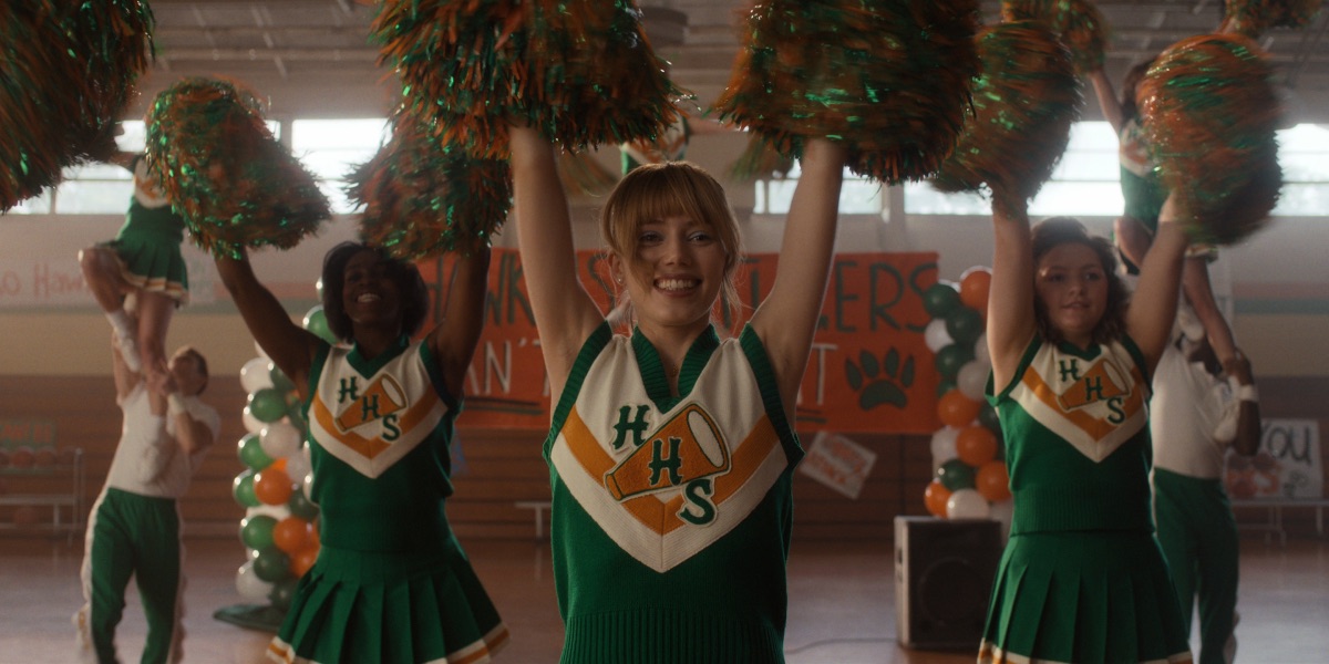Grace van Dien cheerleading as Chrissy Cunningham in Stranger Thing season 4