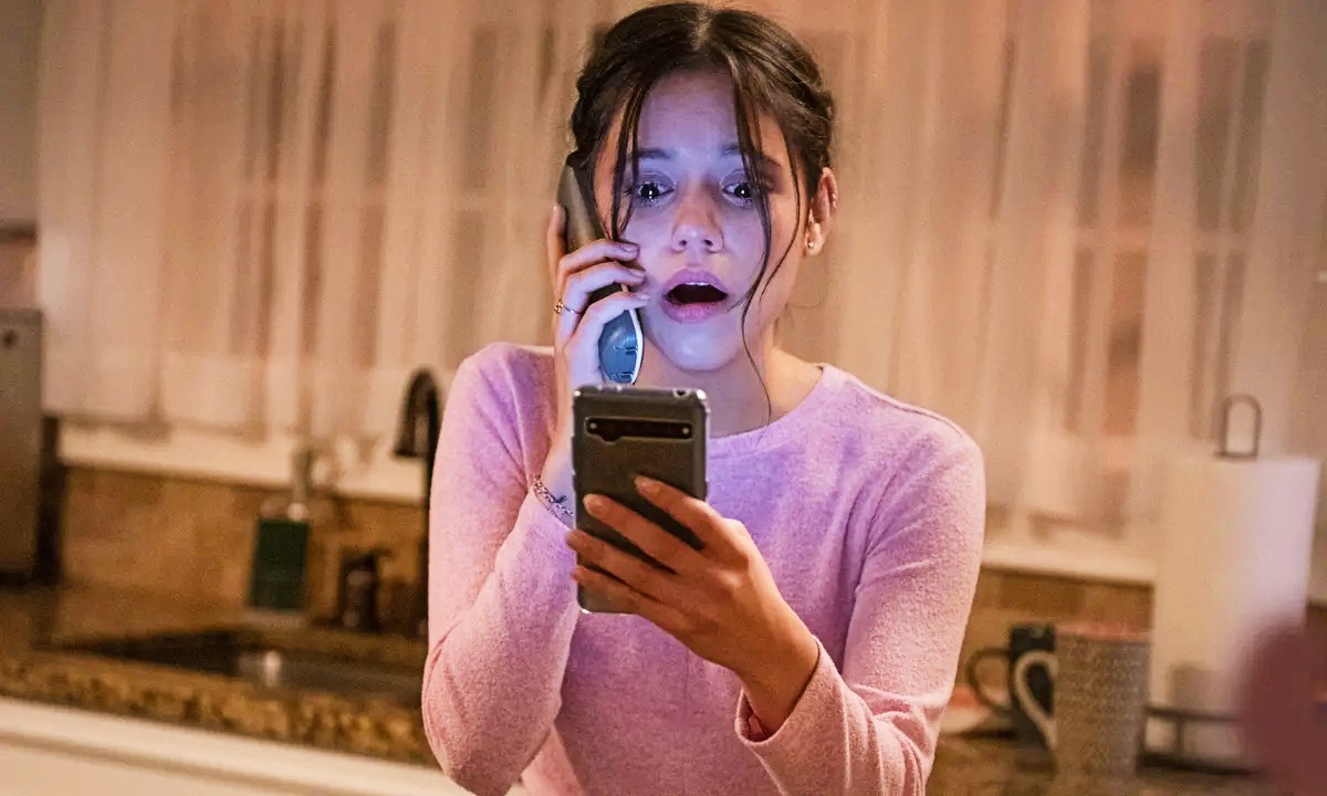 Jenna Ortega as Tara Carpenter in Scream 2022