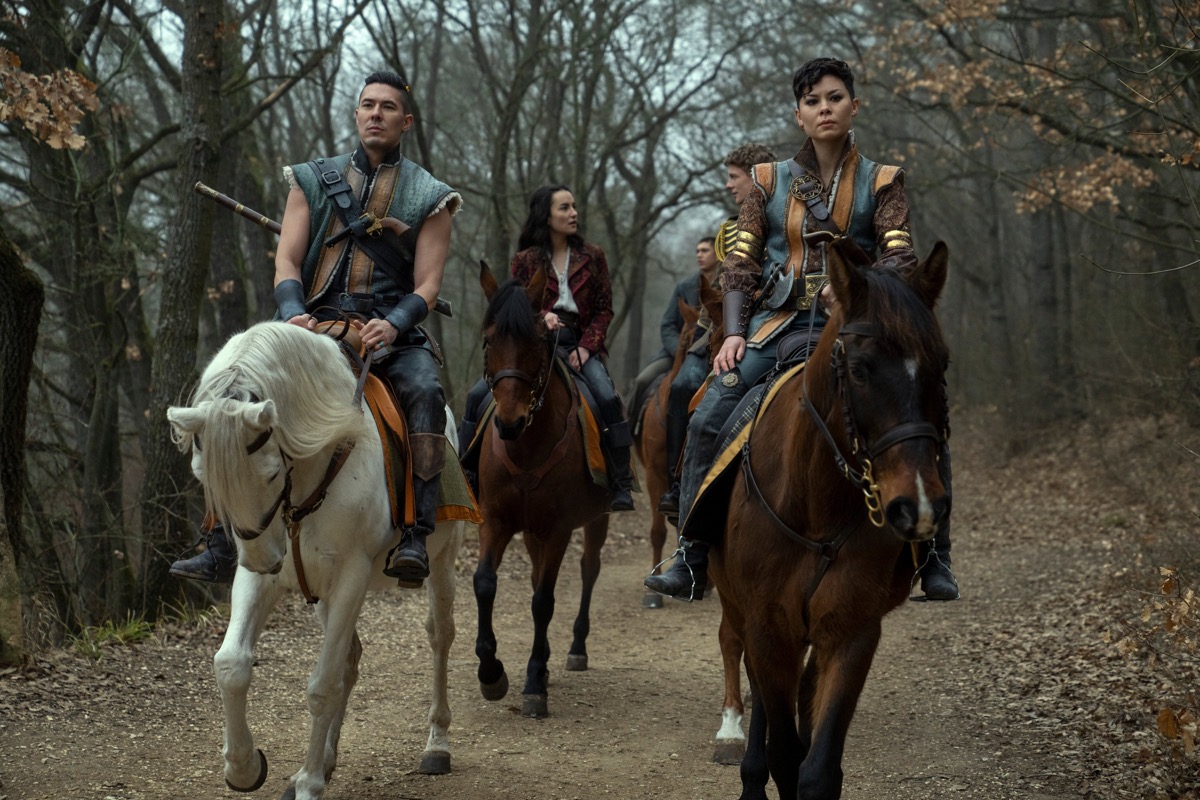 Tolya, Alina, Mal, Nikolai, and Tamar ride horses in Shadow and Bone Season 2.