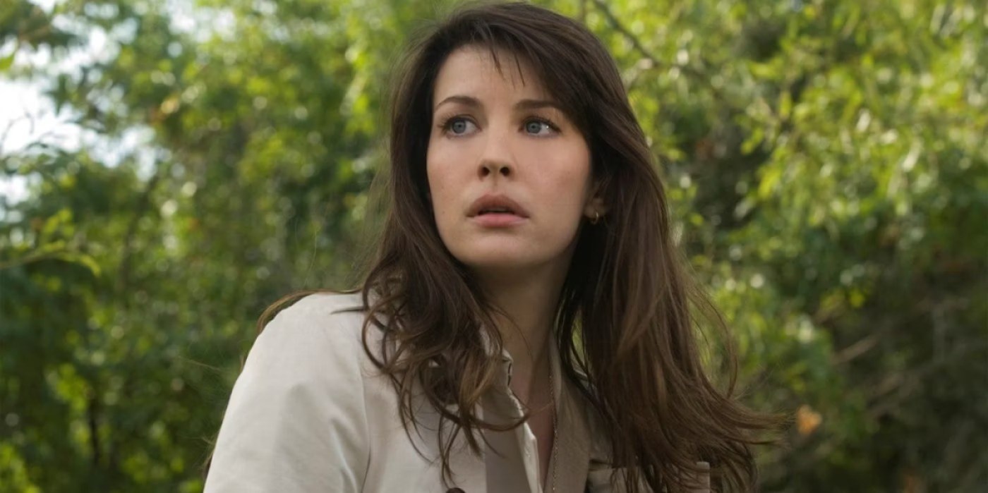 Liv Tyler as Betty Ross in the Incredible Hulk looking shocked