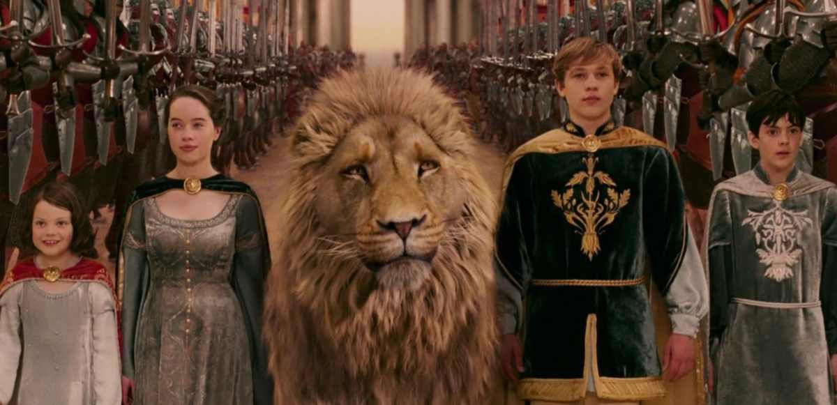 Azlan and the children from 'The Chronicles of Narnia: The Lion, the Witch, and the Wardrobe'