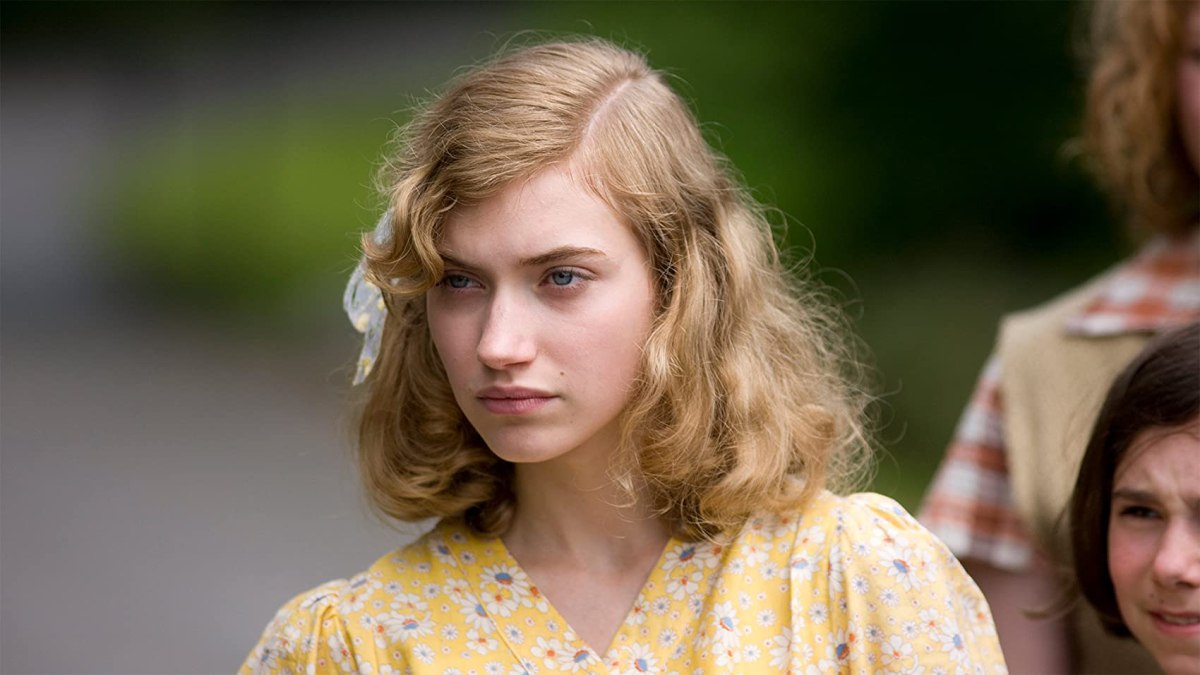 Imogen Poots in Cracks