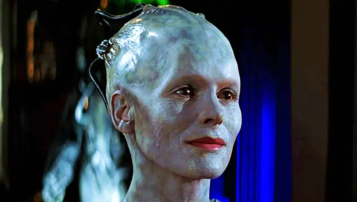 Alice Krige jako Borg Queen in Star Trek: pierwszy kontakt
