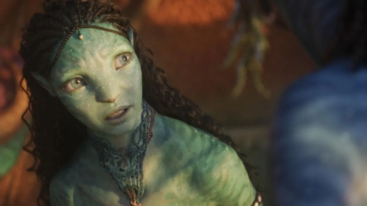 Bailey Bass plays Tsireya, the daughter of the leaders of the Metkayina clan, in Avatar: The Way of Water