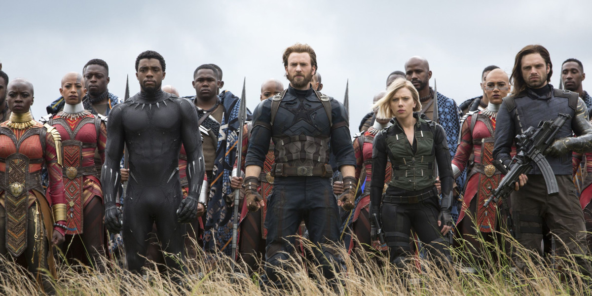Chadwick Boseman as T'Challa, Chris Evans as Steve Rogers, Scarlett Johansson as Natasha Romanoff and Sebastian Stan as Bucky Barnes, stood in front of an army of Wakanda's warriors in Avengers: Infinity War 