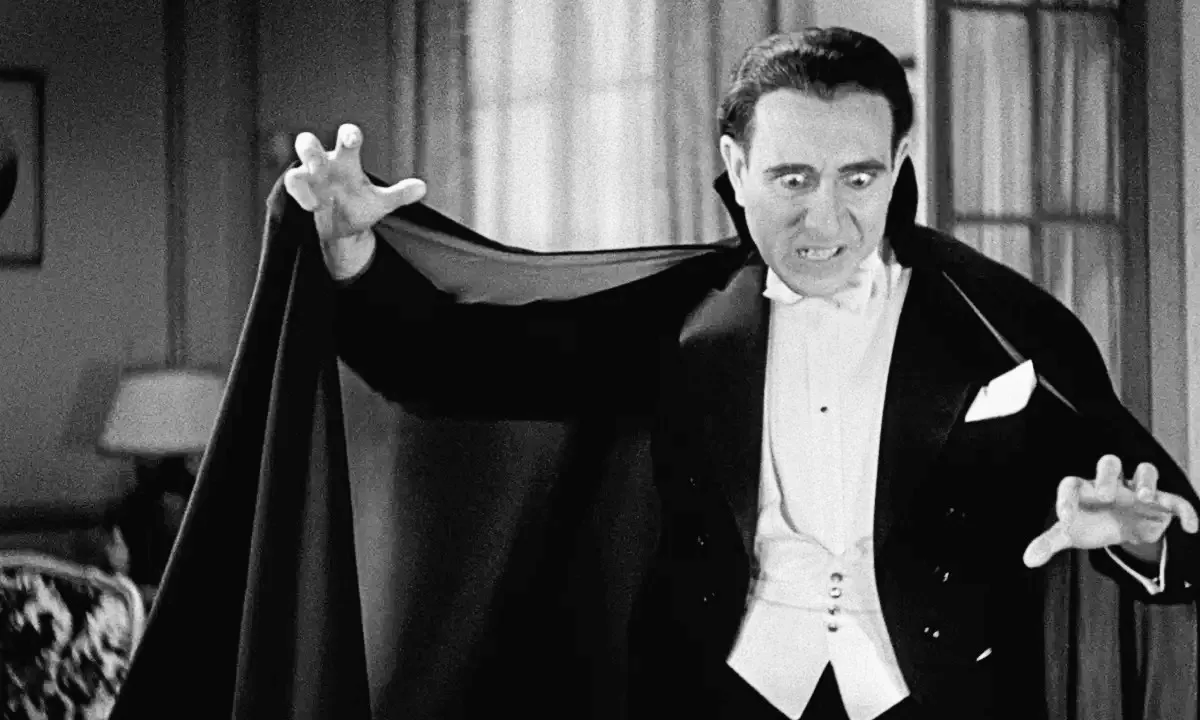 Bela Lugosi as Count Dracula in Dracula (1931)