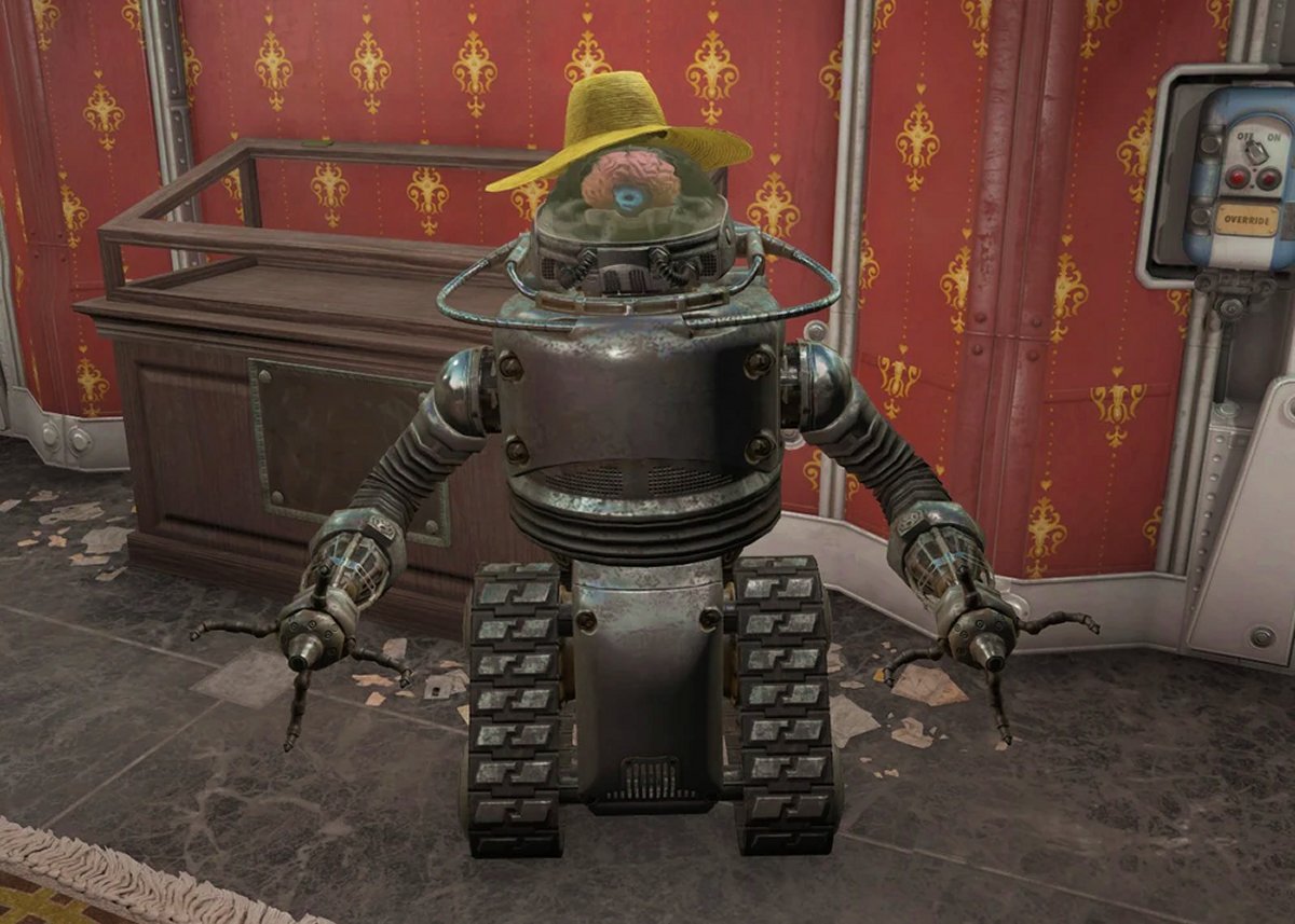 Gilda the robot in a yellow hat (Bethesda)