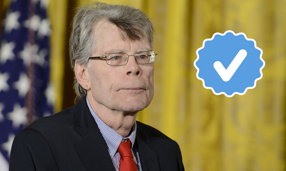 Stephen King with a blue verified Twitter check mark