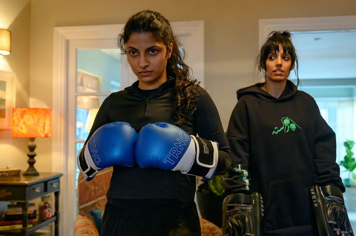 Ria boxing with Lena in Polite Society