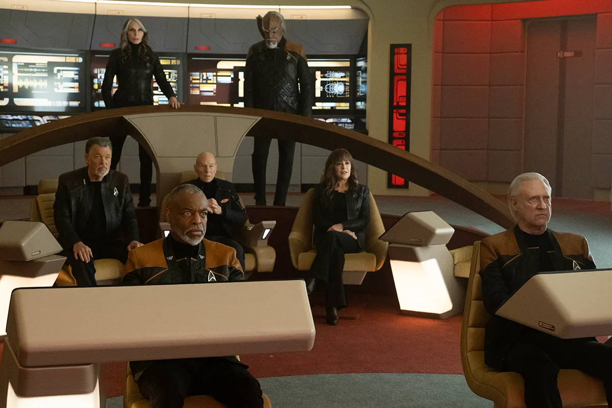 The crew on the bridge of the Enterprise