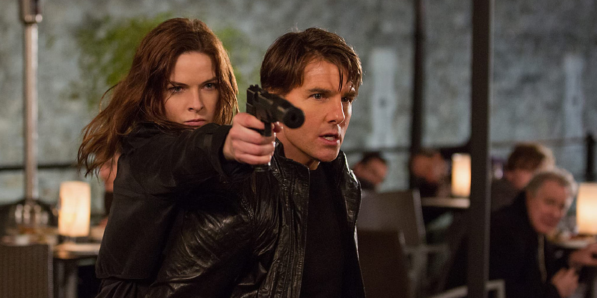 Rebecca Ferguson as Ilsa Faust and Tom Cruise as Ethan Hunt in Mission: Impossible - Rogue Nation 