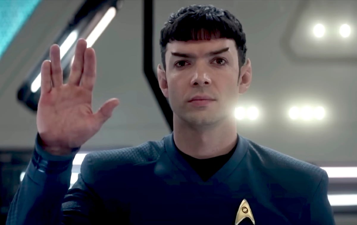 Spock does the Vulcan salute in Star Trek: Strange New Worlds season 2.