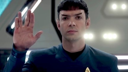 Spock does the Vulcan salute in Star Trek: Strange New Worlds season 2.