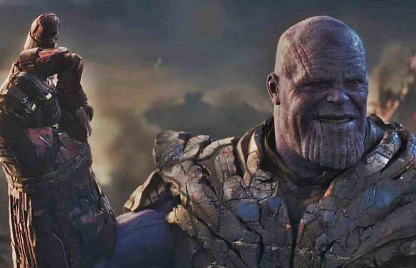 Thanos snaps his fingers, wearing the Infinity Gauntlet, in Avengers: Endgame.