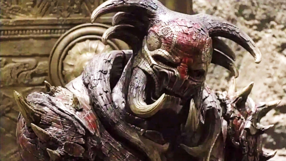 Adewale Akinnuoye Agbaje as Kurse in Thor: The Dark World