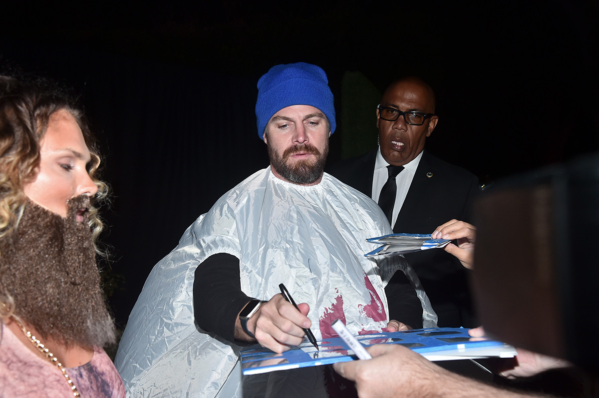 Stephen Amell looking like a fool