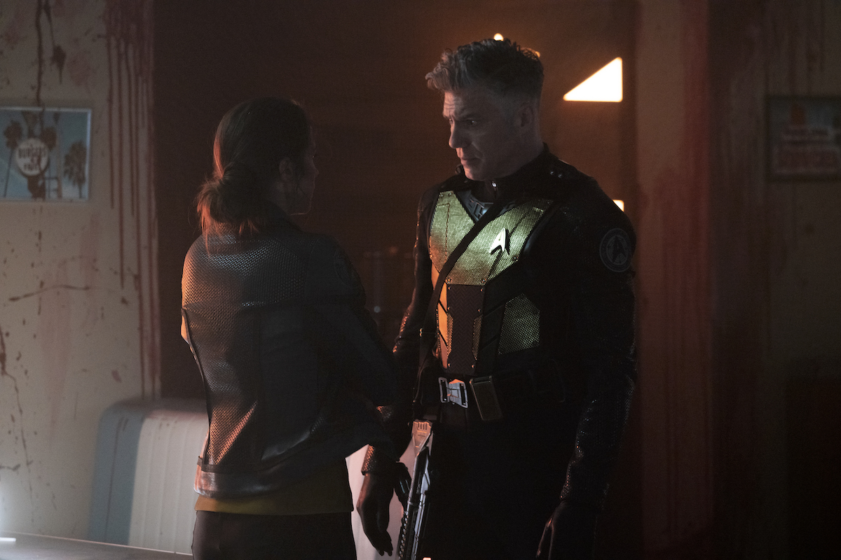 L-R Melanie Scrofano as Batel and Anson Mount as Capt. Pike in Star Trek: Strange New Worlds  streaming on Paramount+, 2023. Photo Credit: Michael Gibson/Paramount+