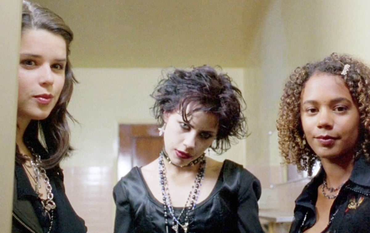 Neve Campbell, Fairuza Balk, and Rachel True in 'The Craft'