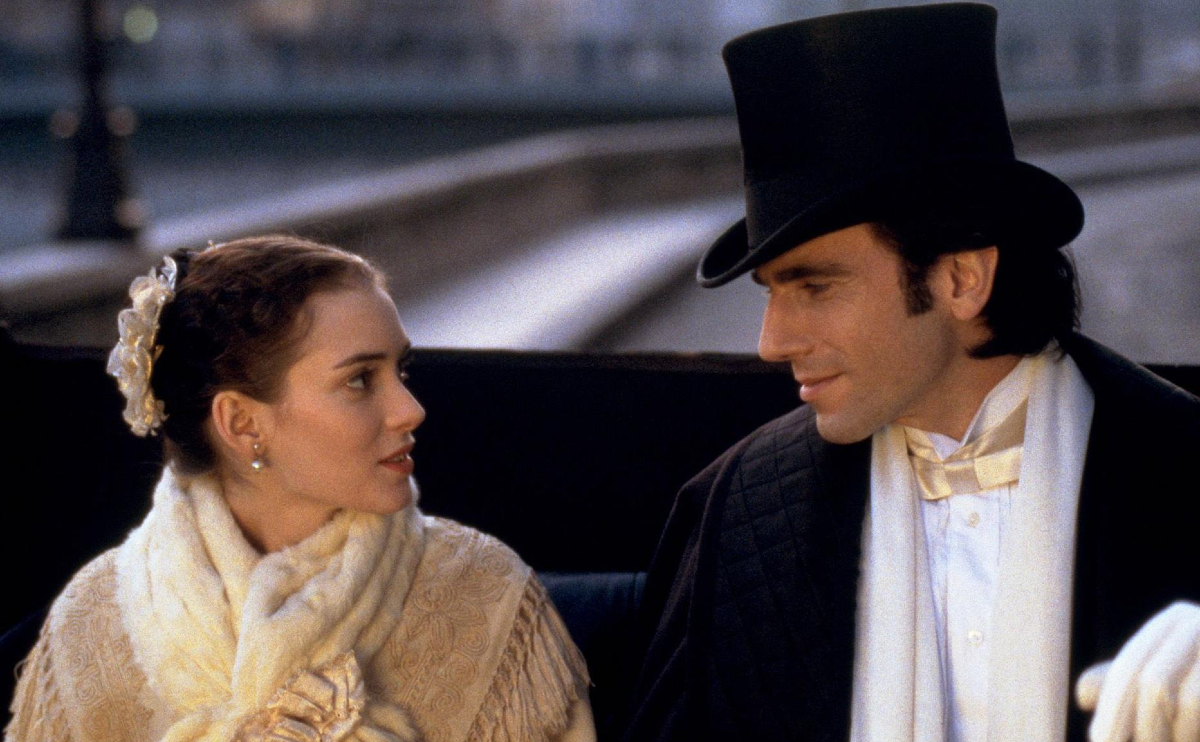 Winona Ryder and Daniel Day-Lewis in 'The Age of Innocence'