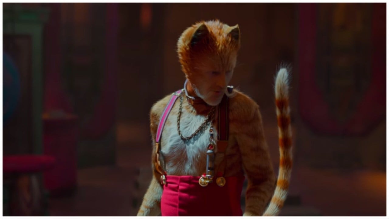 Steven McRae as Skimbleshanks in 'Cats'.