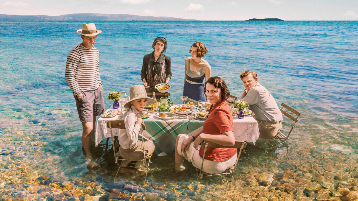 The Durrell family having a picnic in the ocean in The Durrells in Corfu 