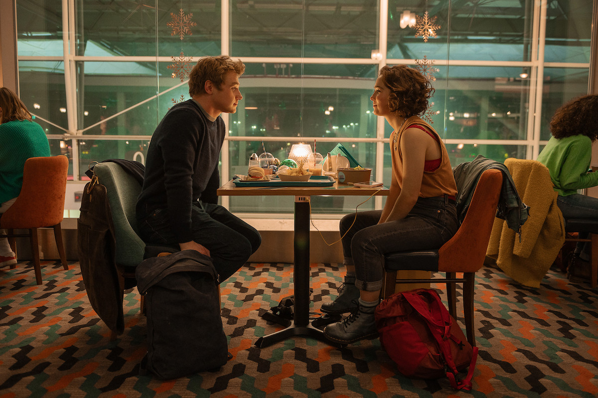 Love at First Sight. (L to R) Haley Lu Richardson as Hadley Sullivan and Ben Hardy as Oliver Jones in Love at First Sight. Cr. Rob Baker Ashton/Netflix © 2023