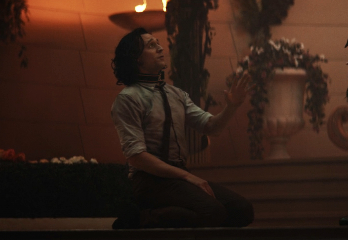 Tom Hiddleston as Loki in a collar in Loki