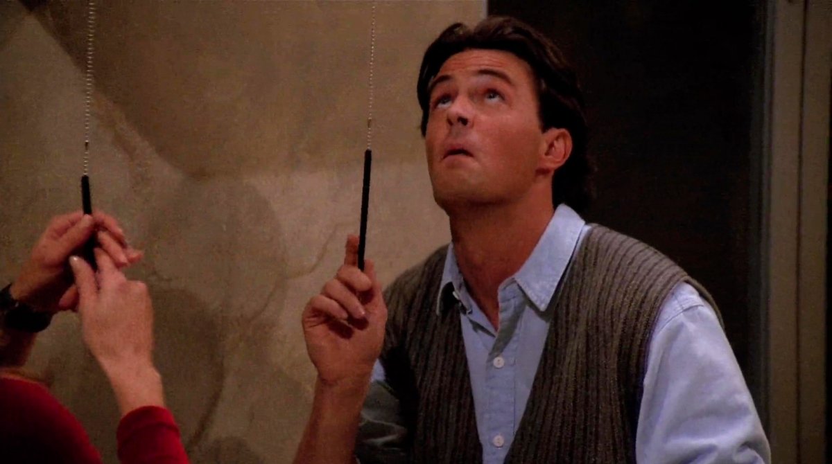 Matthew Perry as Chandler in Friends "The One With the Blackout" (NBC)