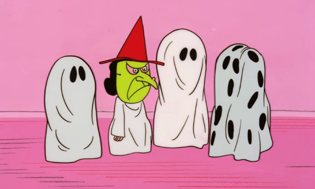 Peanuts characters in homemade costumes in 'It's the Great Pumpkin, Charlie Brown!'