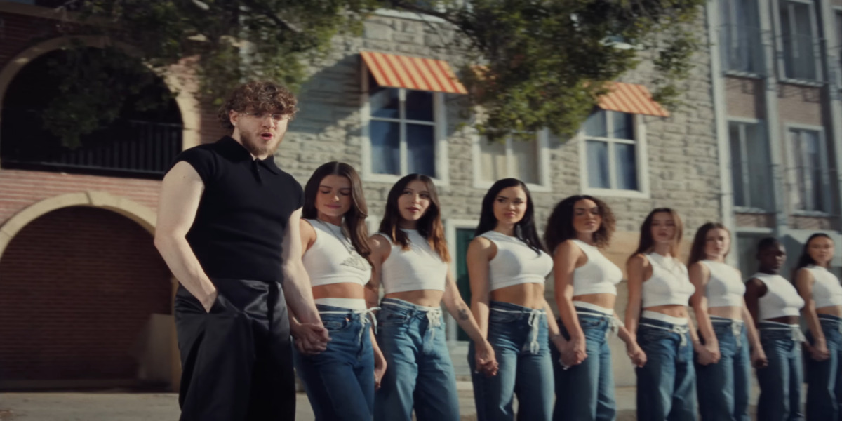 Jack Harlow in the 3D music video featuring his lineup of girls that don't have ABG aesthetics and are not Asian